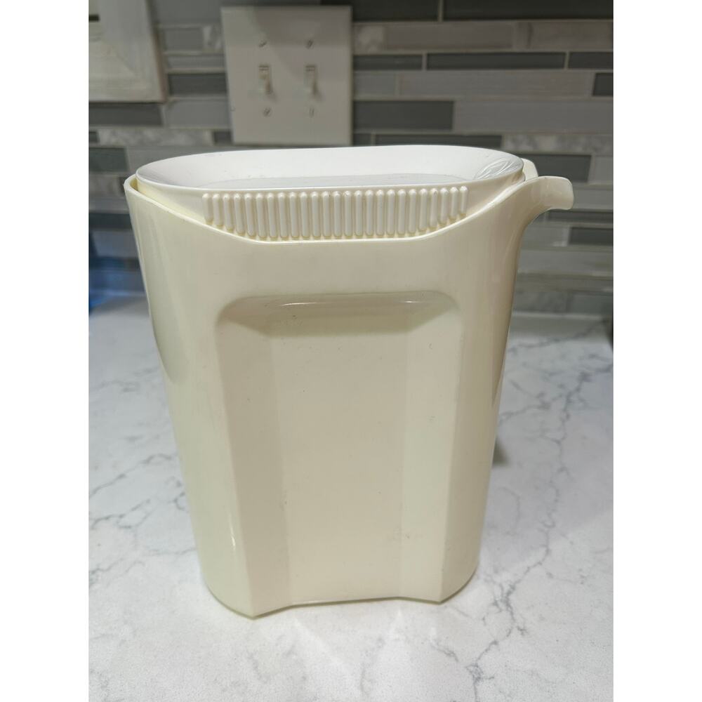 Vintage Rosti Mepal White Melamine Pitcher Beaker Utensil Holder 1L Denmark